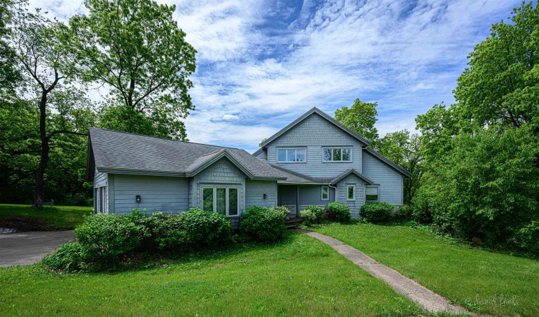 4 Acorn, GALENA, Illinois 61036, 4 Bedrooms Bedrooms, ,3 BathroomsBathrooms,House,For Sale,Acorn,202502783