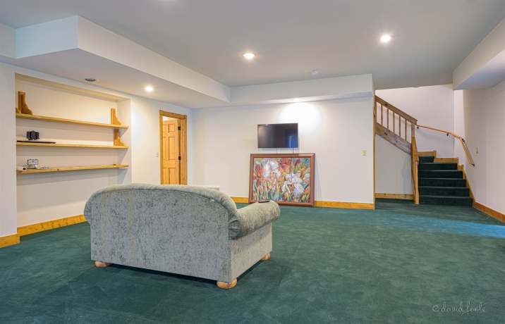 4 Acorn, GALENA, Illinois 61036, 4 Bedrooms Bedrooms, ,3 BathroomsBathrooms,House,For Sale,Acorn,202502783