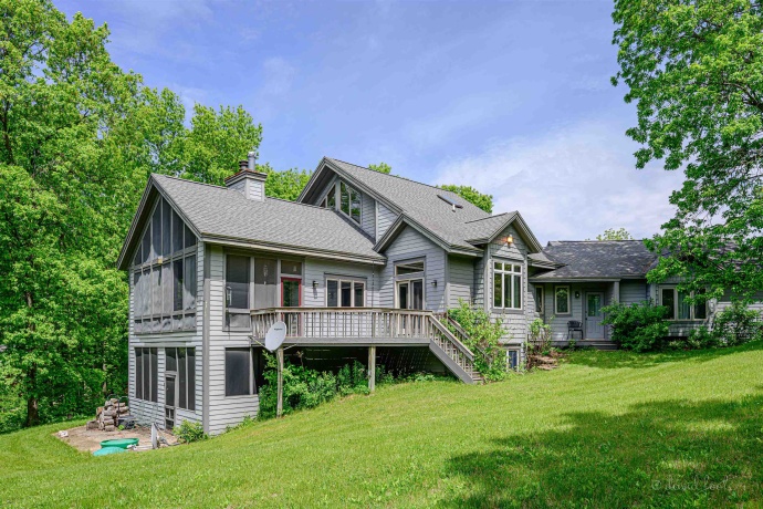 4 Acorn, GALENA, Illinois 61036, 4 Bedrooms Bedrooms, ,3 BathroomsBathrooms,House,For Sale,Acorn,202502783