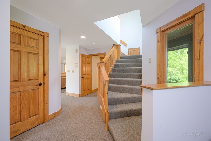 4 Acorn, GALENA, Illinois 61036, 4 Bedrooms Bedrooms, ,3 BathroomsBathrooms,House,For Sale,Acorn,202502783