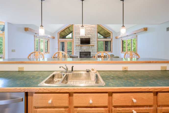 4 Acorn, GALENA, Illinois 61036, 4 Bedrooms Bedrooms, ,3 BathroomsBathrooms,House,For Sale,Acorn,202502783