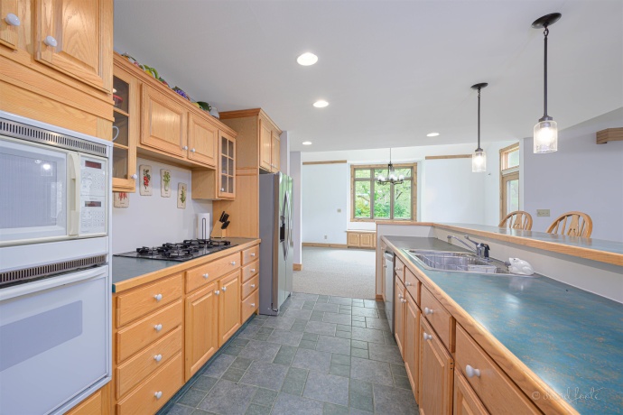 4 Acorn, GALENA, Illinois 61036, 4 Bedrooms Bedrooms, ,3 BathroomsBathrooms,House,For Sale,Acorn,202502783