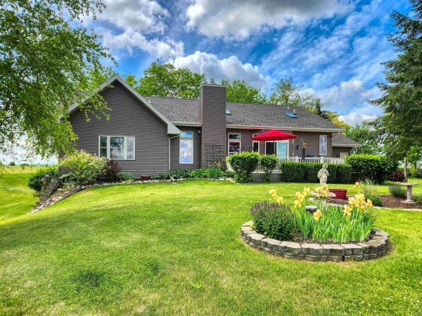 28-80 Highland, LAKE CARROLL, Illinois 61046, 4 Bedrooms Bedrooms, ,3 BathroomsBathrooms,House,For Sale,Highland,202502811