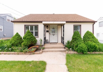 711 29th, ROCKFORD, Illinois 61108, 3 Bedrooms Bedrooms, ,1 BathroomBathrooms,House,For Sale,29th,202502855