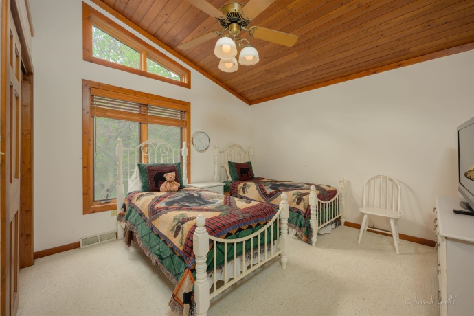 5 Boulder, GALENA, Illinois 61036, 4 Bedrooms Bedrooms, ,4 BathroomsBathrooms,House,For Sale,Boulder,202502859