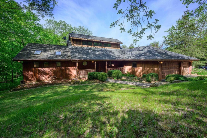 5 Boulder, GALENA, Illinois 61036, 4 Bedrooms Bedrooms, ,4 BathroomsBathrooms,House,For Sale,Boulder,202502859