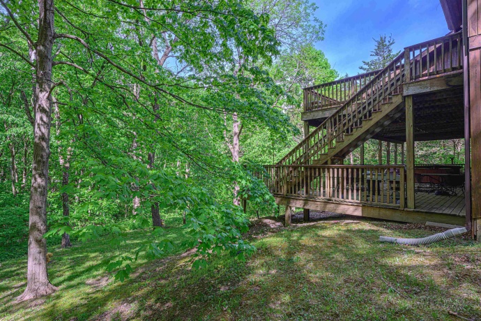 5 Boulder, GALENA, Illinois 61036, 4 Bedrooms Bedrooms, ,4 BathroomsBathrooms,House,For Sale,Boulder,202502859