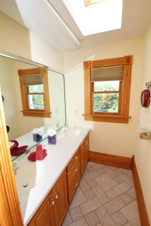 5250 HARVEY, CALEDONIA, Illinois 61011, 4 Bedrooms Bedrooms, ,2 BathroomsBathrooms,Farm,For Sale,HARVEY,202502910