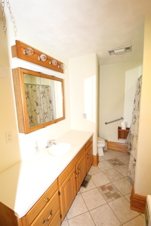 5250 HARVEY, CALEDONIA, Illinois 61011, 4 Bedrooms Bedrooms, ,2 BathroomsBathrooms,Farm,For Sale,HARVEY,202502910