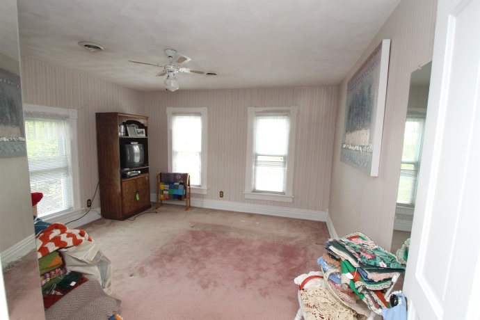 5250 HARVEY, CALEDONIA, Illinois 61011, 4 Bedrooms Bedrooms, ,2 BathroomsBathrooms,House,For Sale,HARVEY,202502911