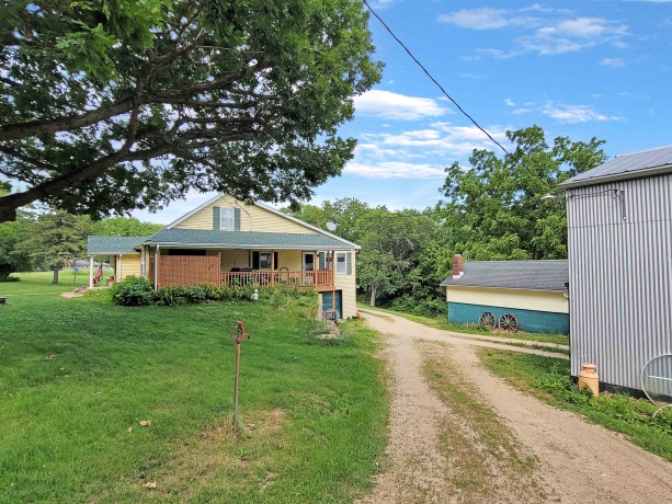 4459 Stagecoach, GALENA, Illinois 61036, 3 Bedrooms Bedrooms, ,2 BathroomsBathrooms,House,For Sale,Stagecoach,202502921