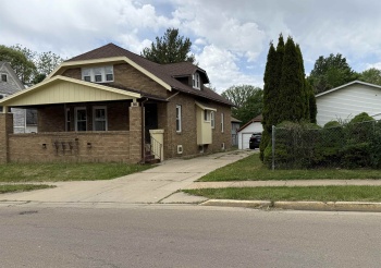 910 Chicago Ave, FREEPORT, Illinois 61032, 3 Bedrooms Bedrooms, ,2 BathroomsBathrooms,House,For Sale,Chicago Ave,202502923
