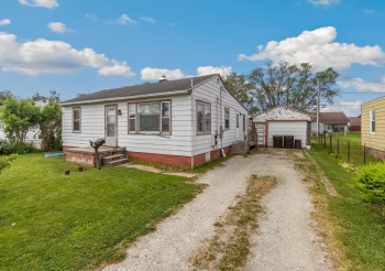 1107 21st, ROCK FALLS, Illinois 61071, 2 Bedrooms Bedrooms, ,1 BathroomBathrooms,House,For Sale,21st,202502578