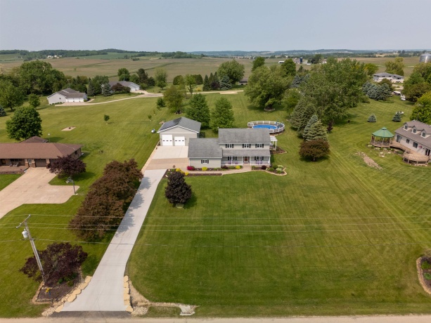 3028 Golf, STOCKTON, Illinois 61085, 4 Bedrooms Bedrooms, ,3 BathroomsBathrooms,House,For Sale,Golf,202502947