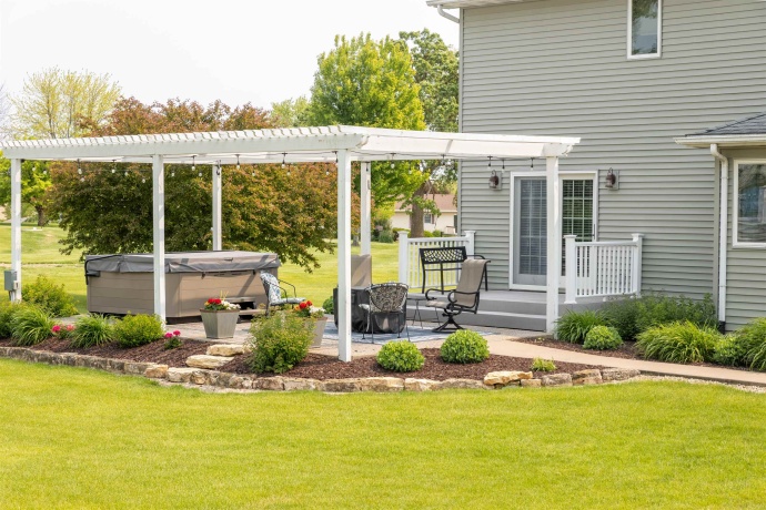 3028 Golf, STOCKTON, Illinois 61085, 4 Bedrooms Bedrooms, ,3 BathroomsBathrooms,House,For Sale,Golf,202502947