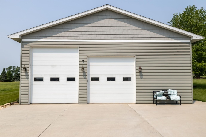 3028 Golf, STOCKTON, Illinois 61085, 4 Bedrooms Bedrooms, ,3 BathroomsBathrooms,House,For Sale,Golf,202502947