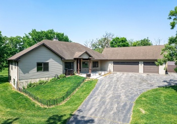 12830 Beloit, CALEDONIA, Illinois 61011, 3 Bedrooms Bedrooms, ,2 BathroomsBathrooms,House,For Sale,Beloit,202503015