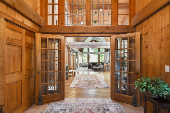 43 East Point, GALENA, Illinois 61036, 6 Bedrooms Bedrooms, ,5 BathroomsBathrooms,House,For Sale,East Point,202406830