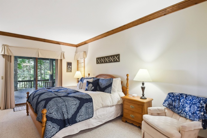 43 East Point, GALENA, Illinois 61036, 6 Bedrooms Bedrooms, ,5 BathroomsBathrooms,House,For Sale,East Point,202406830