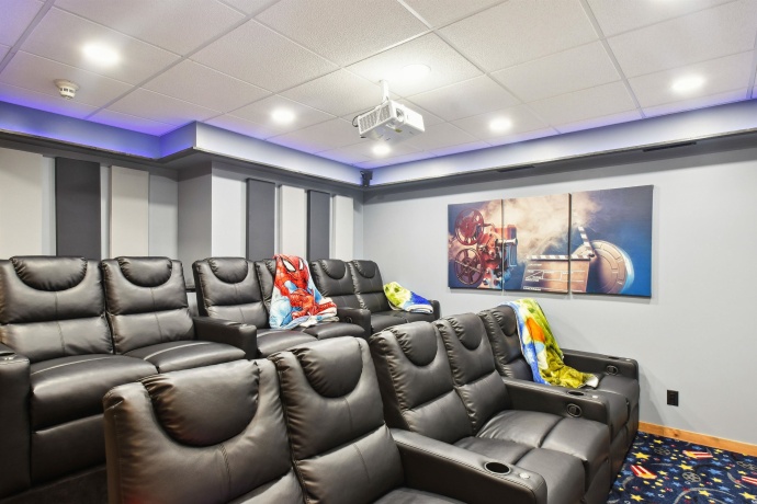 43 East Point, GALENA, Illinois 61036, 6 Bedrooms Bedrooms, ,5 BathroomsBathrooms,House,For Sale,East Point,202406830