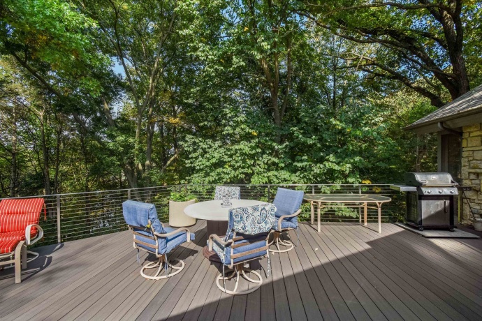 43 East Point, GALENA, Illinois 61036, 6 Bedrooms Bedrooms, ,5 BathroomsBathrooms,House,For Sale,East Point,202406830