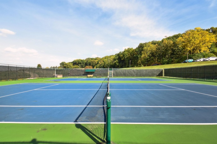 43 East Point, GALENA, Illinois 61036, 6 Bedrooms Bedrooms, ,5 BathroomsBathrooms,House,For Sale,East Point,202406830