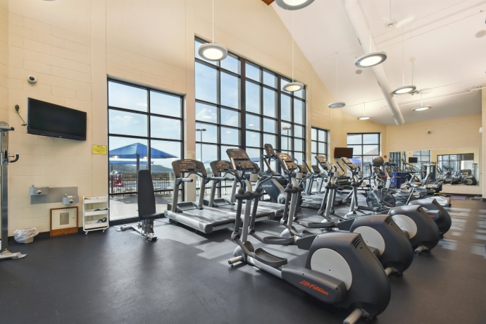 43 East Point, GALENA, Illinois 61036, 6 Bedrooms Bedrooms, ,5 BathroomsBathrooms,House,For Sale,East Point,202406830