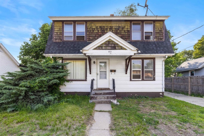 810 Horsman, ROCKFORD, Illinois 61101, 4 Bedrooms Bedrooms, ,1 BathroomBathrooms,House,For Sale,Horsman,202503036