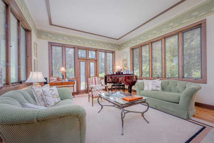 49 High Ridge, GALENA, Illinois 61036, 4 Bedrooms Bedrooms, ,3 BathroomsBathrooms,House,For Sale,High Ridge,202303784