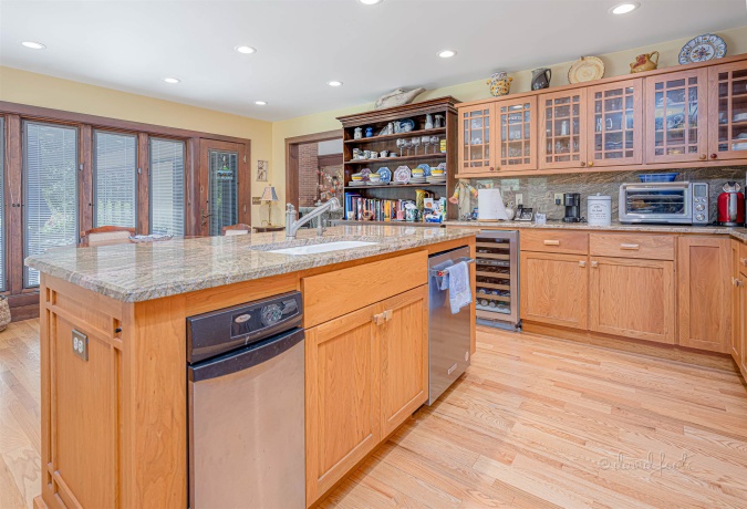 49 High Ridge, GALENA, Illinois 61036, 4 Bedrooms Bedrooms, ,3 BathroomsBathrooms,House,For Sale,High Ridge,202303784