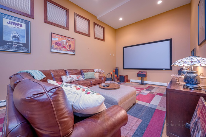 49 High Ridge, GALENA, Illinois 61036, 4 Bedrooms Bedrooms, ,3 BathroomsBathrooms,House,For Sale,High Ridge,202303784