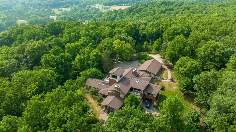 49 High Ridge, GALENA, Illinois 61036, 4 Bedrooms Bedrooms, ,3 BathroomsBathrooms,House,For Sale,High Ridge,202303784