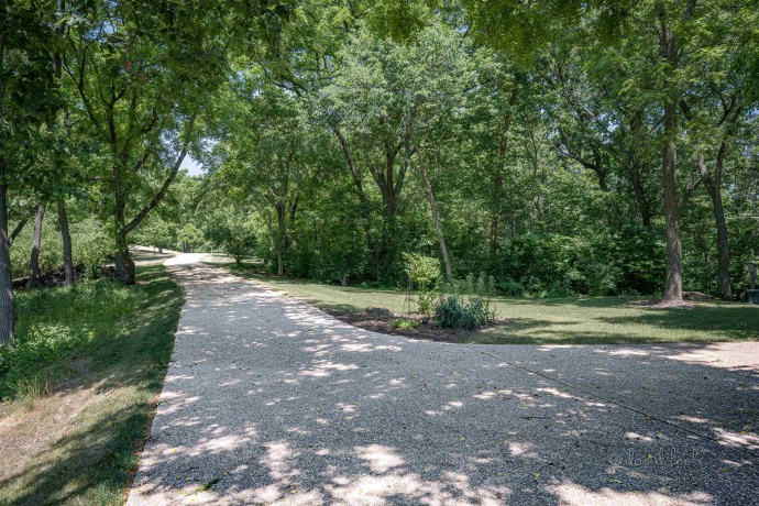 49 High Ridge, GALENA, Illinois 61036, 4 Bedrooms Bedrooms, ,3 BathroomsBathrooms,House,For Sale,High Ridge,202303784