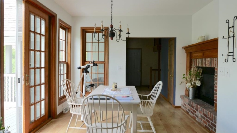 2346 Longhollow, ELIZABETH, Illinois 61028, 6 Bedrooms Bedrooms, ,4 BathroomsBathrooms,House,For Sale,Longhollow,202503095