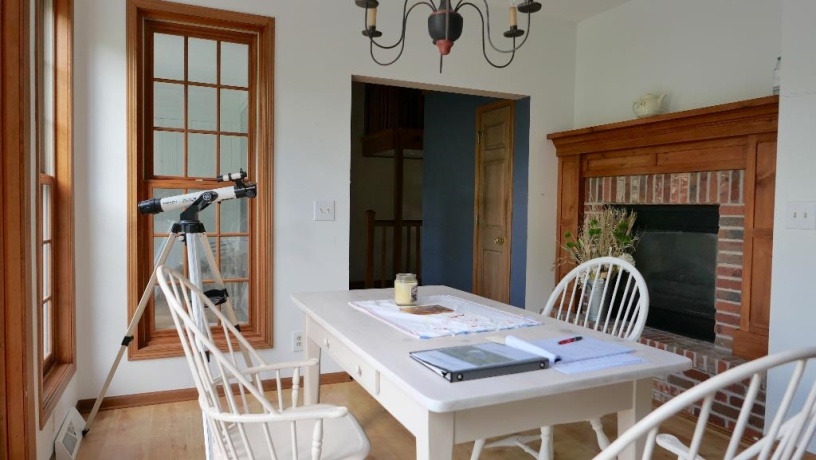 2346 Longhollow, ELIZABETH, Illinois 61028, 6 Bedrooms Bedrooms, ,4 BathroomsBathrooms,House,For Sale,Longhollow,202503095