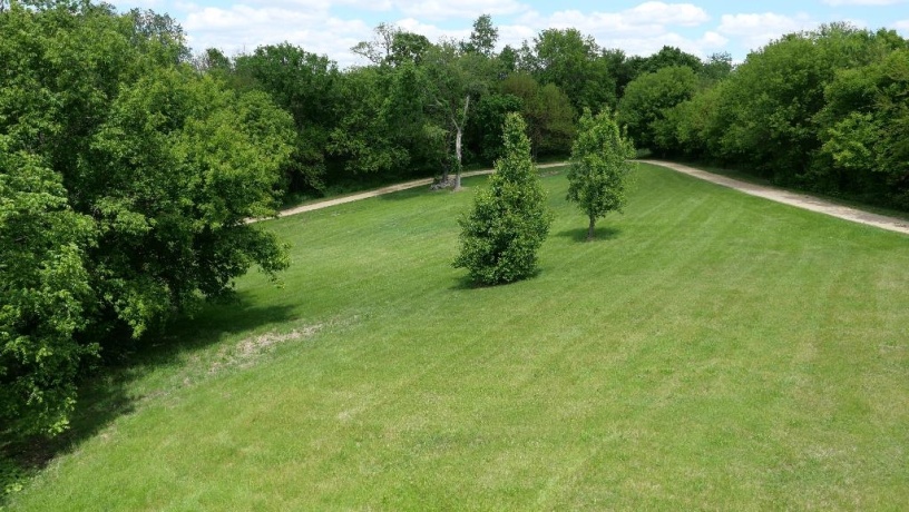 2346 Longhollow, ELIZABETH, Illinois 61028, 6 Bedrooms Bedrooms, ,4 BathroomsBathrooms,House,For Sale,Longhollow,202503095