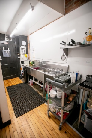 201 Main, Elkader, Iowa 52043, ,Mixed Use,For Sale,Main,202503102