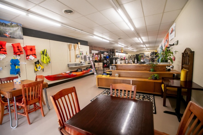 201 Main, Elkader, Iowa 52043, ,Mixed Use,For Sale,Main,202503102