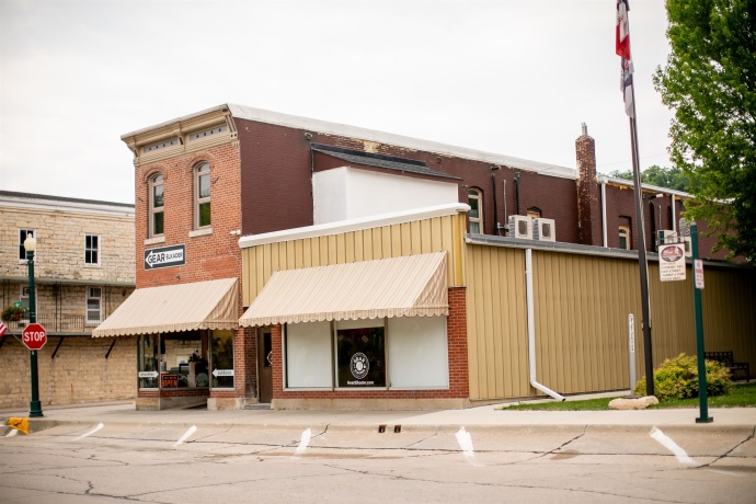 201 Main, Elkader, Iowa 52043, ,Mixed Use,For Sale,Main,202503102