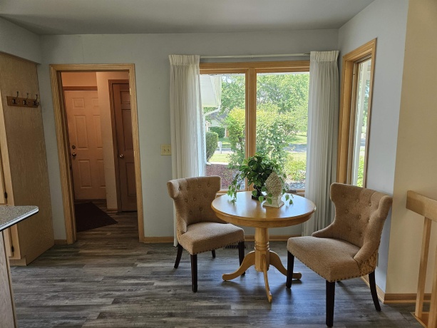 3852 Foxborough, ROCKFORD, Illinois 61114, 3 Bedrooms Bedrooms, ,2 BathroomsBathrooms,House,For Sale,Foxborough,202503104