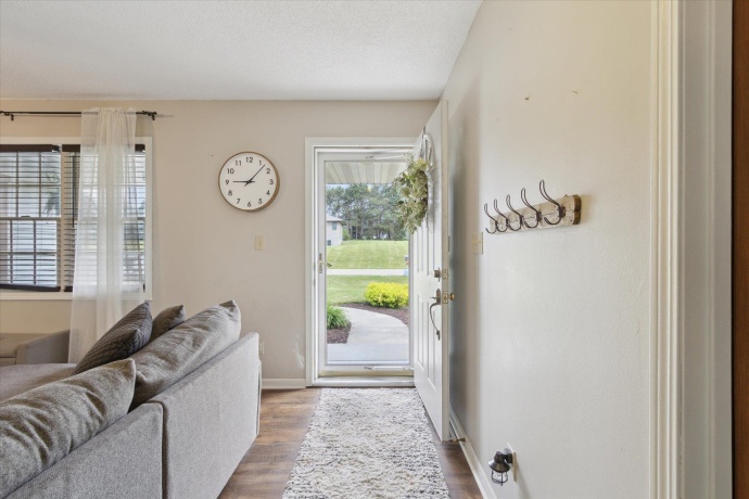 3 Highview, ORANGEVILLE, Illinois 61060, 4 Bedrooms Bedrooms, ,3 BathroomsBathrooms,House,For Sale,Highview,202503099