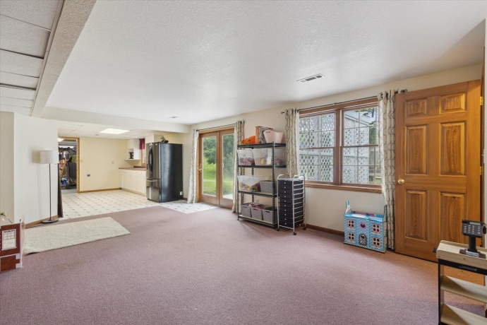 3 Highview, ORANGEVILLE, Illinois 61060, 4 Bedrooms Bedrooms, ,3 BathroomsBathrooms,House,For Sale,Highview,202503099