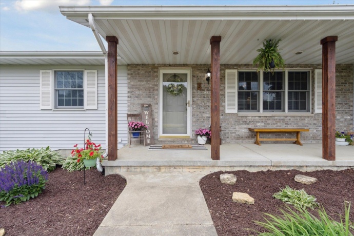 3 Highview, ORANGEVILLE, Illinois 61060, 4 Bedrooms Bedrooms, ,3 BathroomsBathrooms,House,For Sale,Highview,202503099