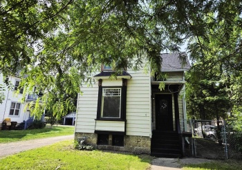 1327 Charles, ROCKFORD, Illinois 61104, 3 Bedrooms Bedrooms, ,2 BathroomsBathrooms,House,For Sale,Charles,202503111