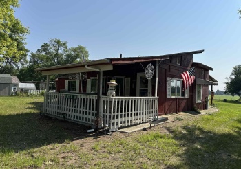 3937 GRAND VIEW PLACE, THOMSON, Illinois 61285, 2 Bedrooms Bedrooms, ,1 BathroomBathrooms,House,For Sale,GRAND VIEW PLACE,202503120