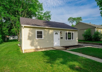916 Independence, ROCKFORD, Illinois 61101, 2 Bedrooms Bedrooms, ,1 BathroomBathrooms,House,For Sale,Independence,202503127