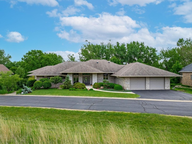 515 STONE RIDGE, CHERRY VALLEY, Illinois 61016, 4 Bedrooms Bedrooms, ,4 BathroomsBathrooms,House,For Sale,STONE RIDGE,202503129