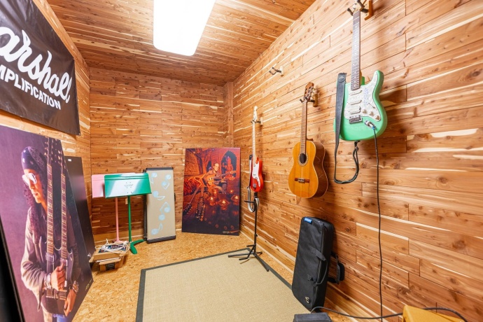 515 STONE RIDGE, CHERRY VALLEY, Illinois 61016, 4 Bedrooms Bedrooms, ,4 BathroomsBathrooms,House,For Sale,STONE RIDGE,202503129