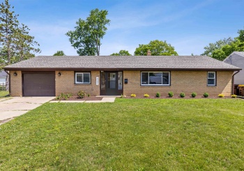 2221 Sharon, ROCKFORD, Illinois 61103, 5 Bedrooms Bedrooms, ,2 BathroomsBathrooms,House,For Sale,Sharon,202503144