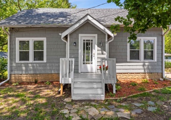 5607 Auburn, ROCKFORD, Illinois 61101, 3 Bedrooms Bedrooms, ,2 BathroomsBathrooms,House,For Sale,Auburn,202503153